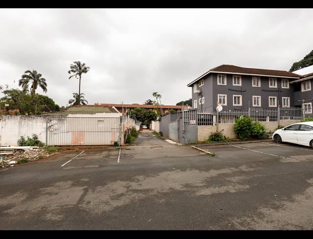 24 BEDROOM APARTMENT BLOCK FOR SALE IN MUSGRAVE